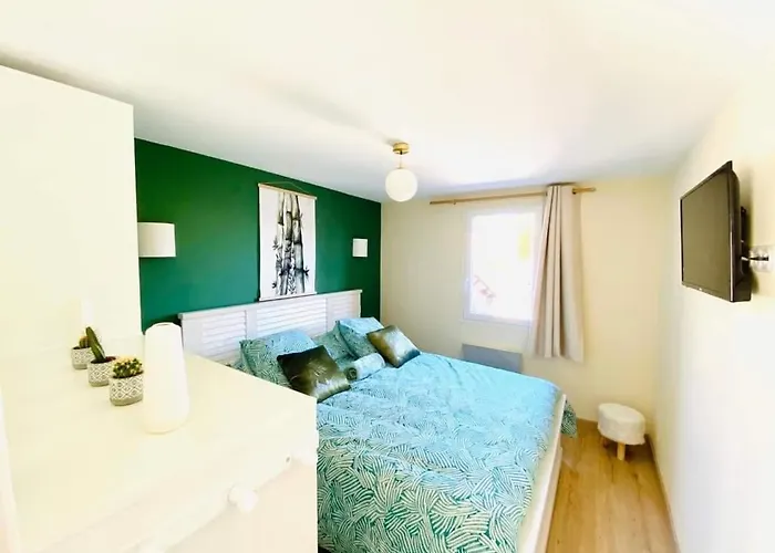 Vakantiehuis Tranquillite- Jardin- Wifi- Pere Louis